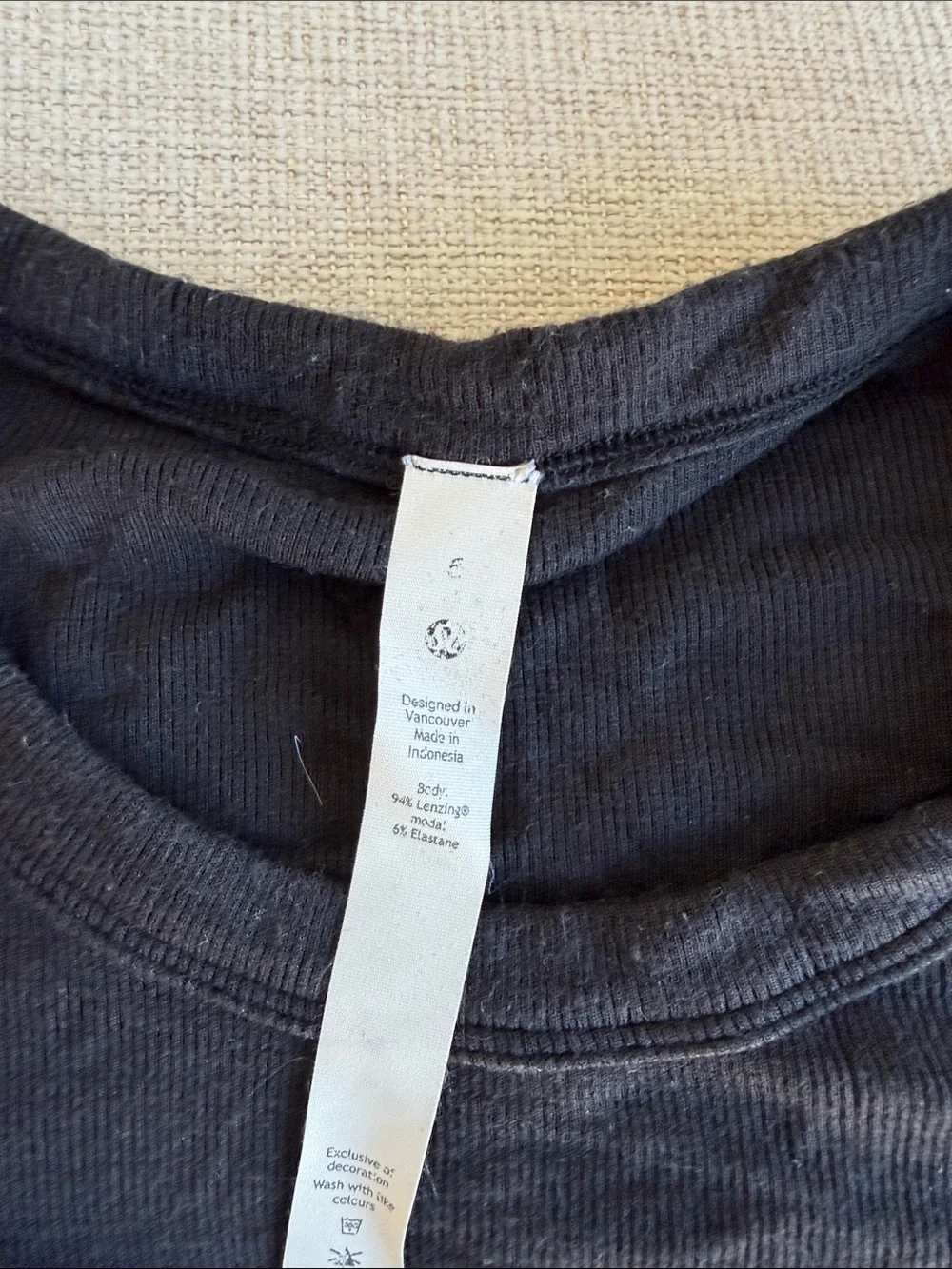 lululemon athletica Black Short-Sleeve Crop Top